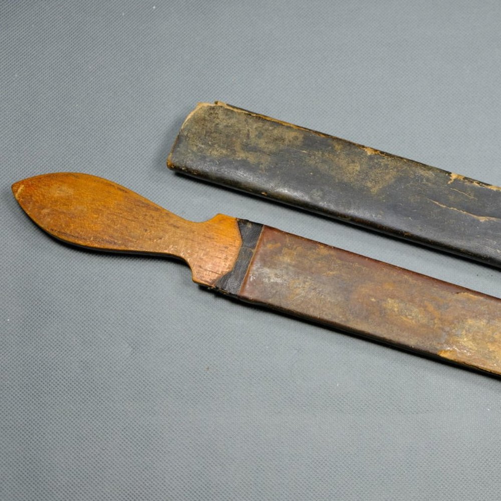 ANTIQUE VINTAGE EMERSON IMPROVED ELASTIC RAZOR STRAP STROP